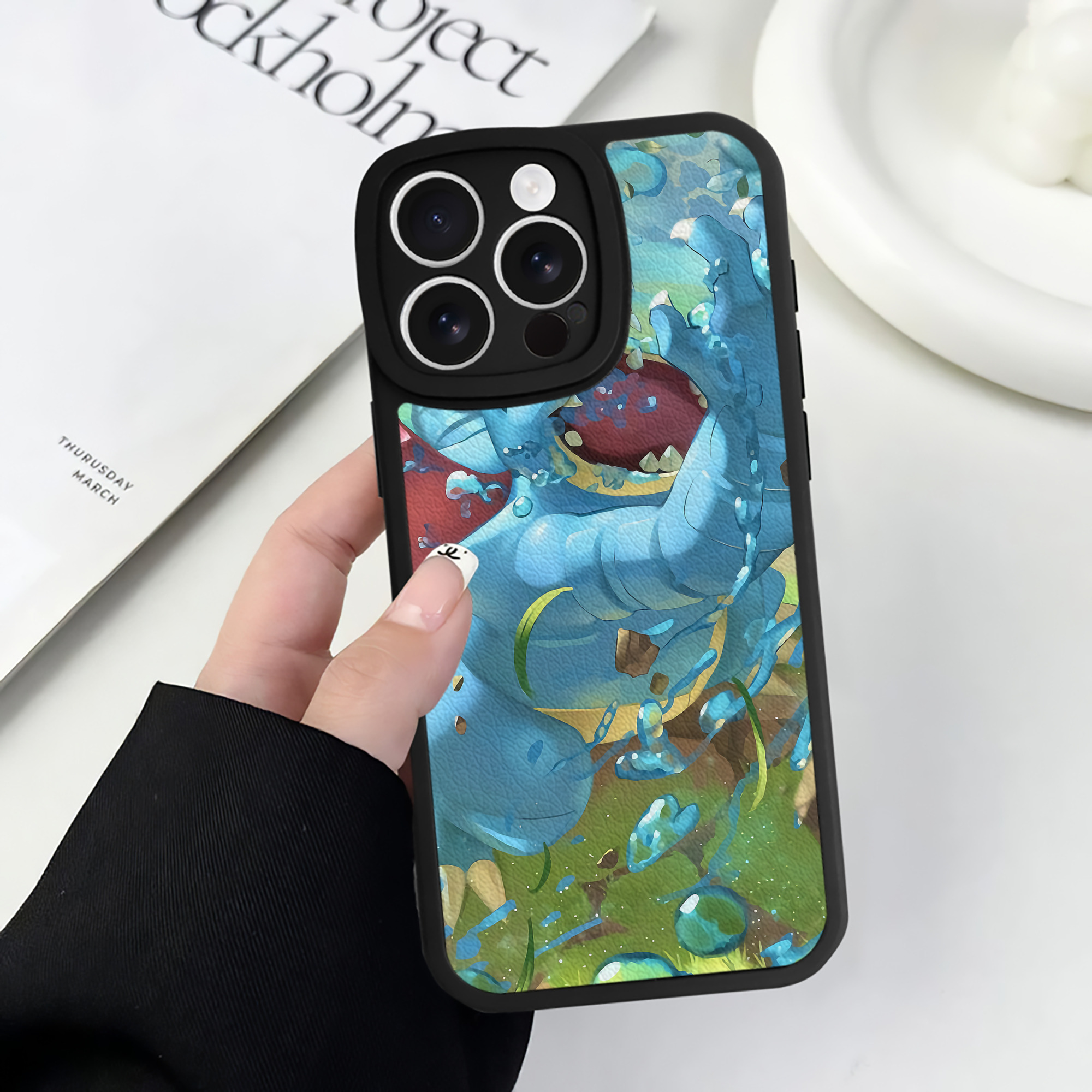 （画像用） ポケットモンスター Pokémon 【iPhone 16シリーズ対応】シリコンスマホケース（レザー調） 材質：シリコン